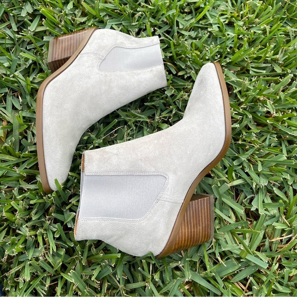 - RAG & BONE Razor Light Grey suede leather Chelsea boot size 37 - Picture 8 of 14
